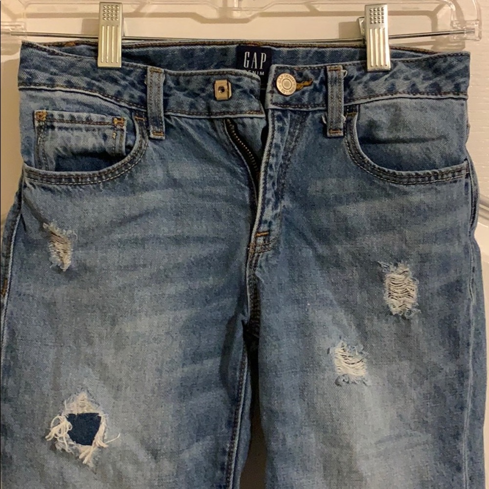 Gap Kids Girlfriend Fit Denim Jeans Size 8 Reg - Picture 2 of 6
